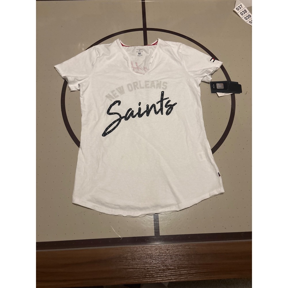 1318 Tommy Hilfiger NFL New Orleans Saints White Henley Shirt Rhinestone Small